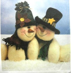 2442 PLUSH FELT 15'' MELTING HEARTS SNOWMEN, HATS PATTERN